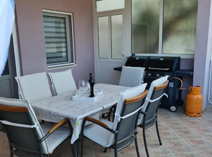 Lanterna Апартаменты Блаце