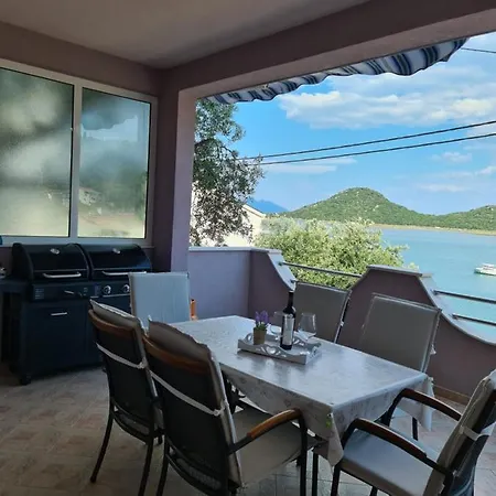 Lanterna Lejlighed Blace