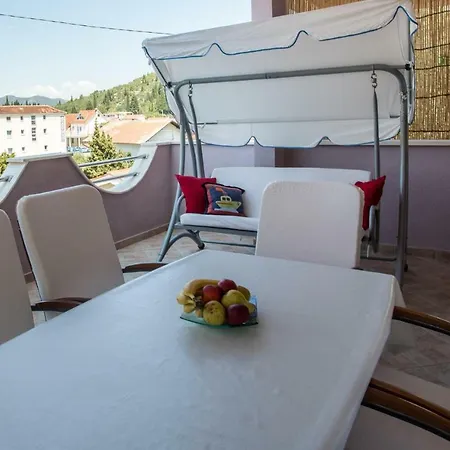 Lanterna Apartamento Blace